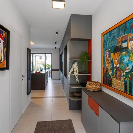 3 Bedroom Amazing In Ferienhaus *
