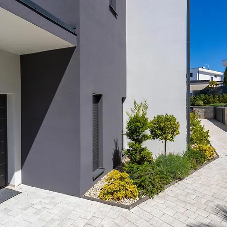 3 Bedroom Amazing In * Malinska