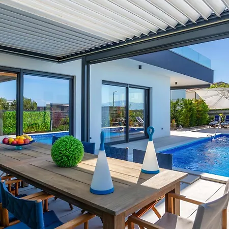 3 Bedroom Amazing In *